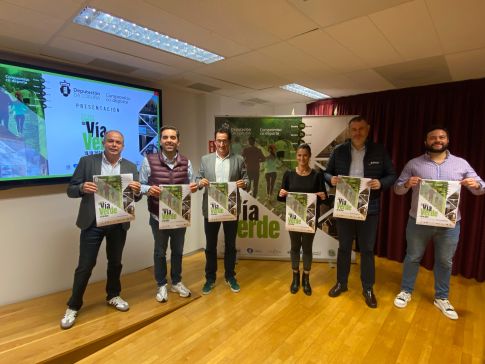 A primeira edición da Carreira Camiños da Vía Verde mestura este sábado deporte e promoción dunha infraestrutura que inicia “un percorrido apaixonante”