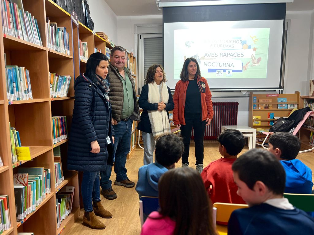 A Deputación impulsa na Capela a sensibilización ambiental entre o alumnado de Primaria cun obradoiro sobre aves nocturnas
